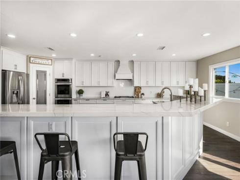 688  Buttonwood  , Brea, CA