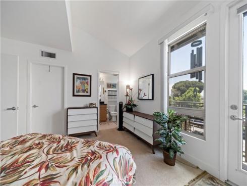 522 S Brea  , Brea, CA