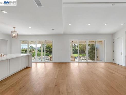 1215  Wardman Dr  , Brea, CA