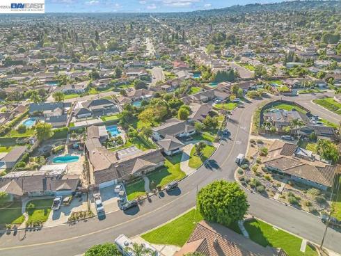 1215  Wardman Dr  , Brea, CA