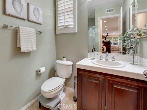 958  Baxter  , Brea, CA