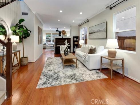 958  Baxter  , Brea, CA