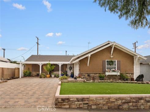 1406  Carey   Avenue, Brea, CA