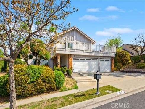 1013 Woodcrest