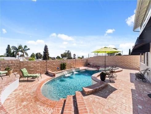 996 W Northwood Ave , Brea, CA