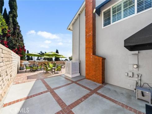 996 W Northwood Ave , Brea, CA