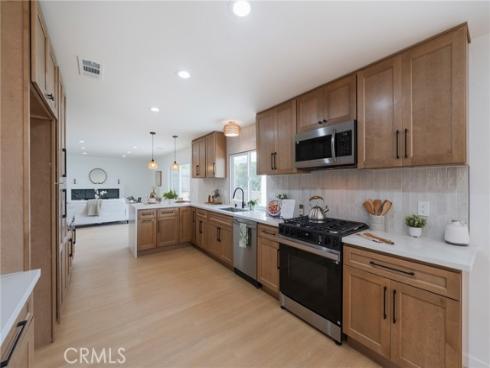 938  Oakcrest  , Brea, CA
