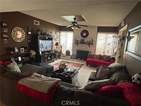 915 Carlson , Brea, CA