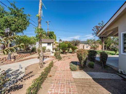 1118 N Puente Street, Brea, CA