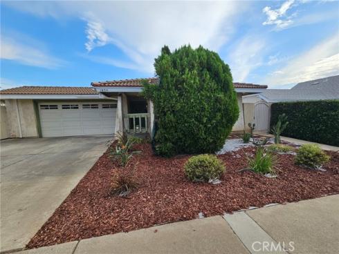 1854 W. Skywood