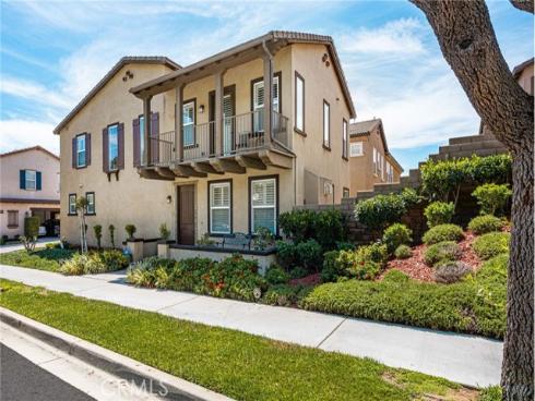 2748 E. Coalinga