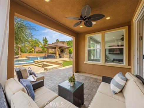 2709  Alamitos   Road, Brea, CA