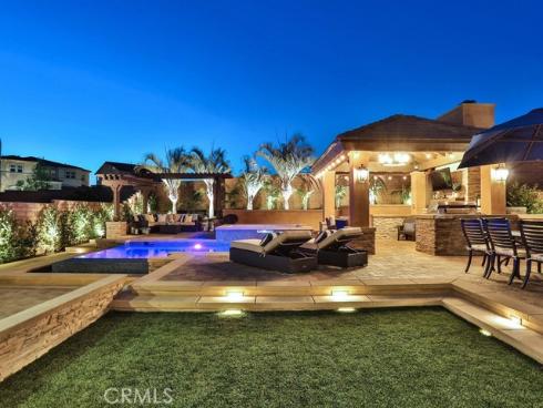 2709  Alamitos   Road, Brea, CA