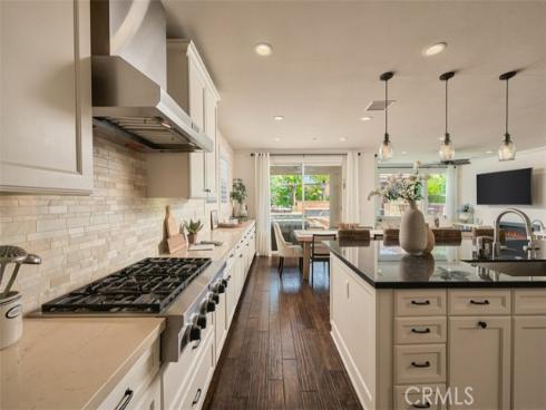 2709  Alamitos   Road, Brea, CA