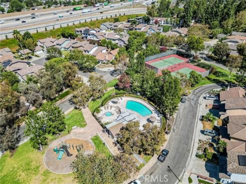 141 Meadowcreek , Brea, CA