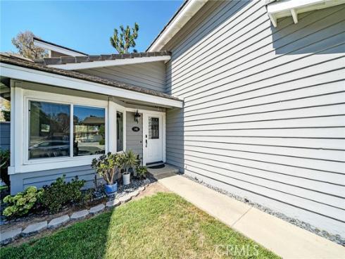 141 Meadowcreek , Brea, CA