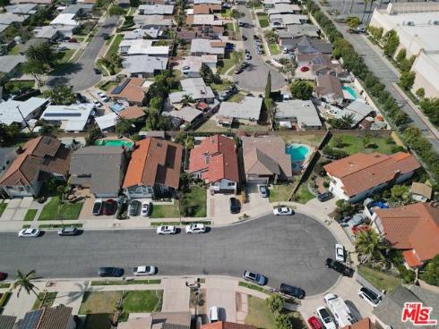 8259  Mercury   Drive, Buena Park, CA