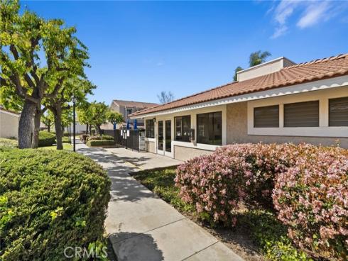 6279 Lincoln Avenue, Buena Park, CA