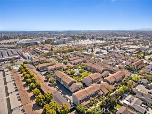 6279 Lincoln Avenue, Buena Park, CA