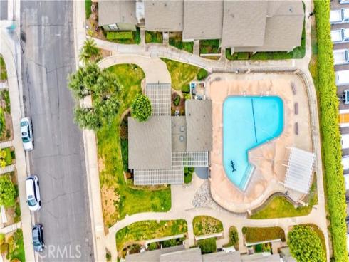 5500  Donner   Avenue, Buena Park, CA