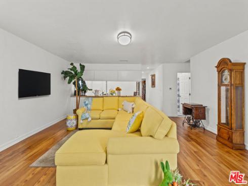 5871 Fullerton Avenue, Buena Park, CA