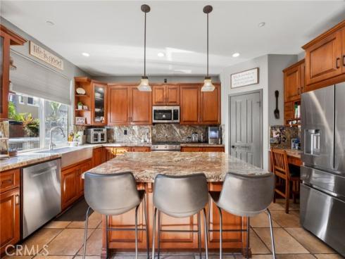 9 Woodlake Drive, Buena Park, CA