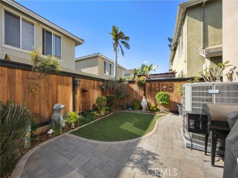 9 Woodlake Drive, Buena Park, CA