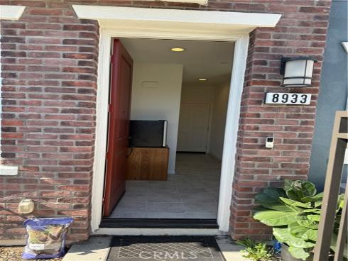 8933 Orangethorpe Avenue, Buena Park, CA