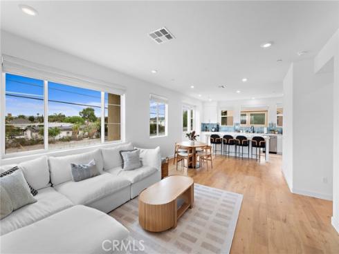 7001 Monarch Avenue, Buena Park, CA