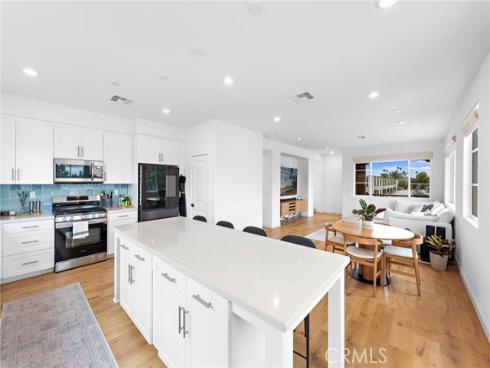 7001 Monarch Avenue, Buena Park, CA