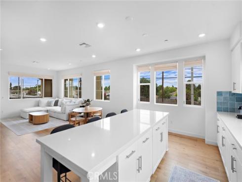 7001 Monarch Avenue, Buena Park, CA