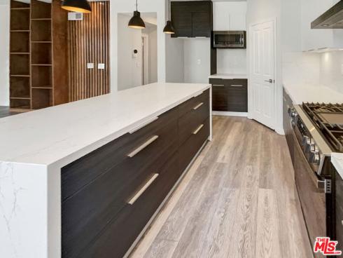 125 Lakeside Drive, Buena Park, CA