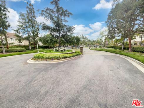 125 Lakeside Drive, Buena Park, CA