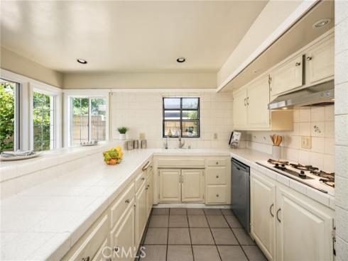 5642 Burlingame Avenue , Buena Park, CA