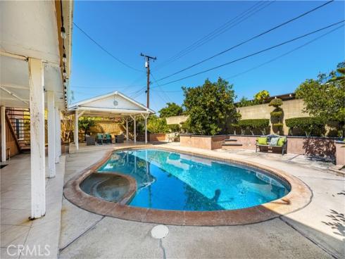 5642 Burlingame Avenue , Buena Park, CA