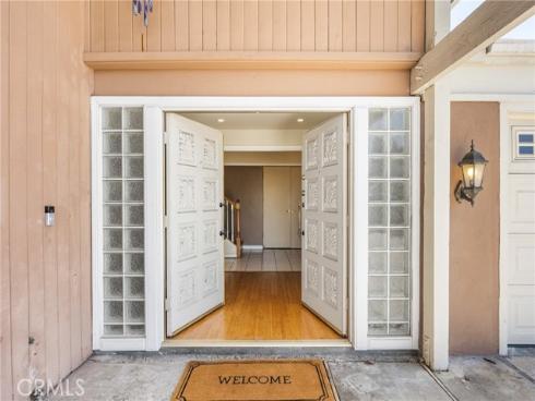 5642 Burlingame Avenue , Buena Park, CA