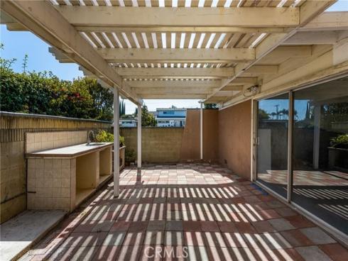 5642 Burlingame Avenue , Buena Park, CA