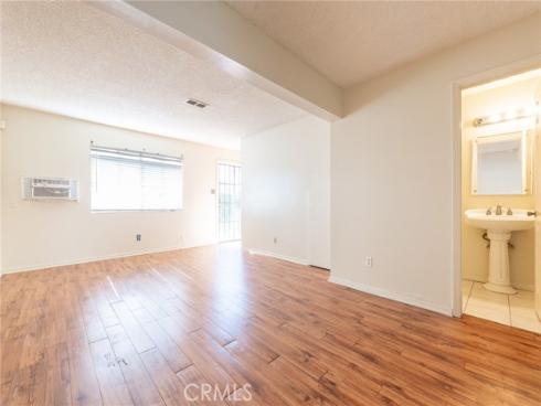 8804  Valley View  C  Street, Buena Park, CA