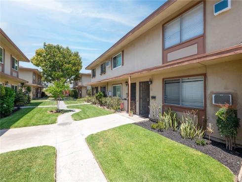 8804  Valley View  C  Street, Buena Park, CA