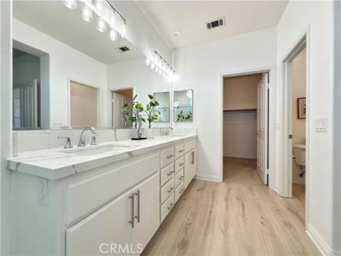 7 Bayview Drive, Buena Park, CA