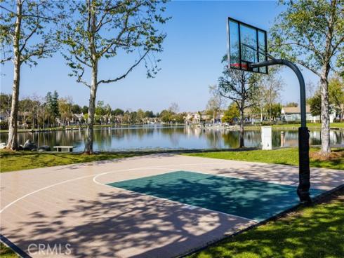 7 Bayview Drive, Buena Park, CA