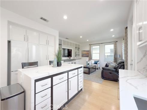 7 Bayview Drive, Buena Park, CA