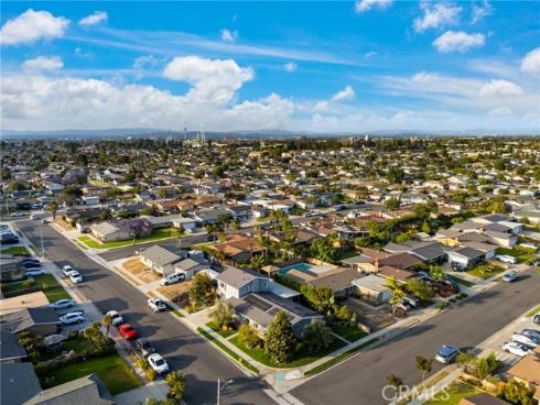 8880  Jefferson   Drive, Buena Park, CA