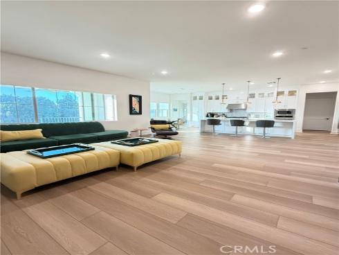 8896 Los Coyotes 410 Court, Buena Park, CA