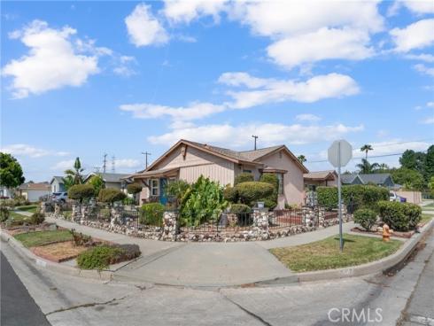 7860 La Fiesta Drive, Buena Park, CA