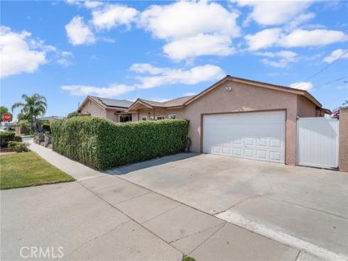 7860 La Fiesta Drive, Buena Park, CA