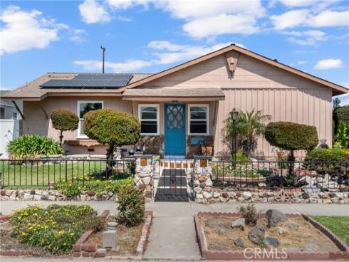 7860 La Fiesta Drive, Buena Park, CA