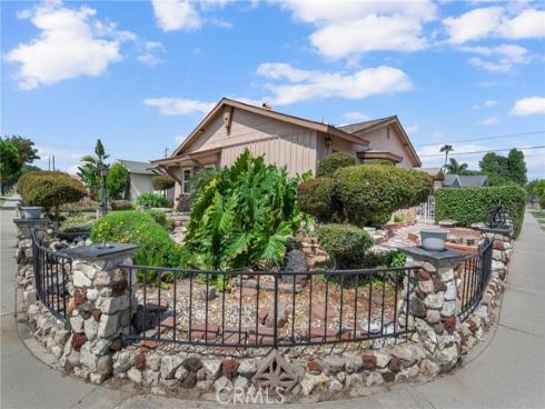 7860 La Fiesta Drive, Buena Park, CA