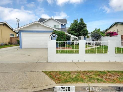 7570 El Chaco Drive , Buena Park, CA