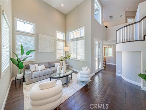 106 Lakeside Drive, Buena Park, CA